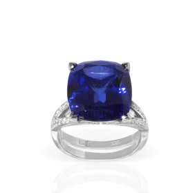 «Мечта» кольцо с танзанитом и бриллиантами