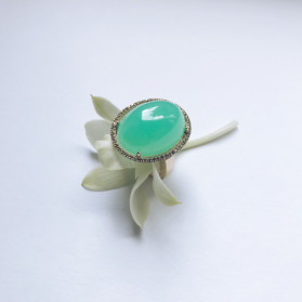 Кольцо с хризопразом и бриллиантами «Весна»