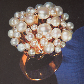 "Салют" кольцо с жемчугом и бриллиантами